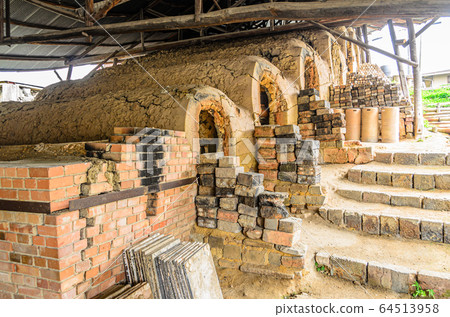 Shigaraki ware climbing kiln 64513958