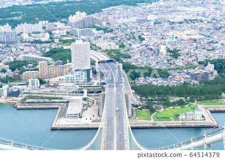 Hyogo Prefectural Maiko Park seen from Akashi Kaikyo Bridge 64514379