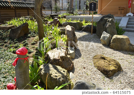 Walk in Setagaya: Enjindo, Kyushin Buddhist Temple 64515075