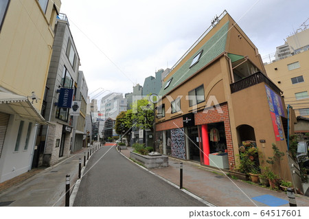 Harajuku Cat Street 64517601