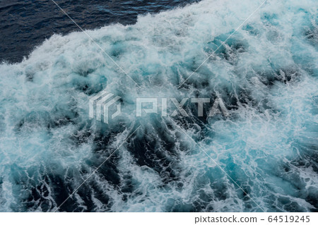 從船上看到的海浪 從船上看到的海浪 64519245