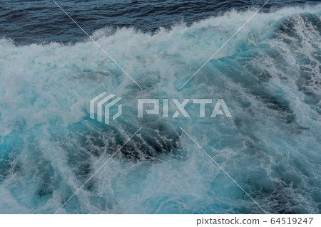 從船上看到的海浪 64519247