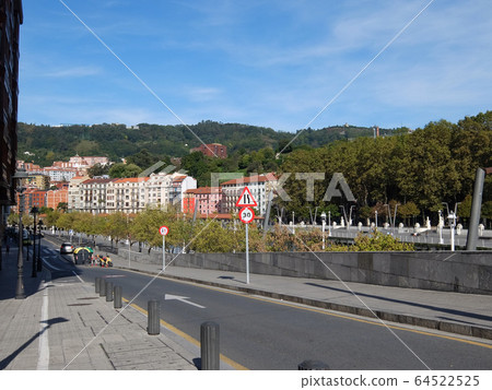 Bilbao cityscape (Spain) Bilbao cityscape (Spain) 64522525