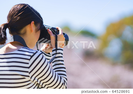Camera Camera Girls Digital camera Single-lens camera Shooting club activities Photographers Hobbies Hobbies Hobbies Hobbies Camera Camera Girls Digital camera Single-lens camera Shooting club activities Photographers Hobbies Hobbies Hobbies Hobbies 64528691