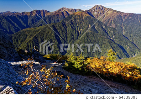 Autumn-colored Mt. Shiramine seen from Mt. 64539393