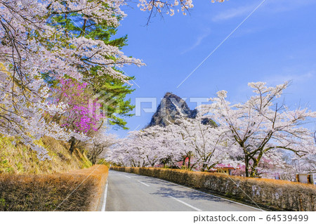 Sakura no Sato Park and Head Rock Sakura no Sato Park and Head Rock 64539499