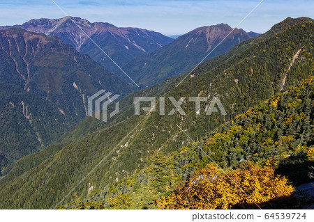 Senjogatake seen from the Southern Alps, the Phoenix Sanzan, and the Sunabuchidake Senjogatake seen from the Southern Alps, the Phoenix Sanzan, and the Sunabuchidake 64539724