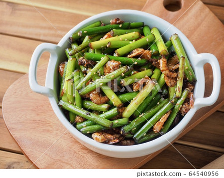 韓國食品蒜剁蝦炒 64540956