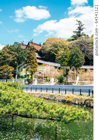 Kibitsu Shrine at spring in Okayama, Japan 64541121