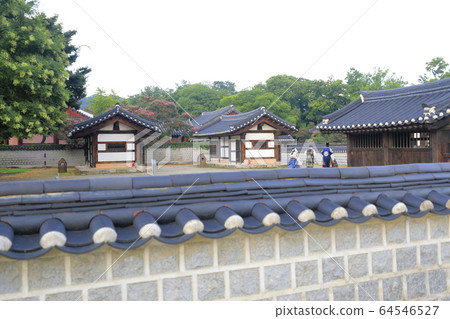 Beautiful scenery with traditional Korean architecture Beautiful scenery with traditional Korean architecture 64546527