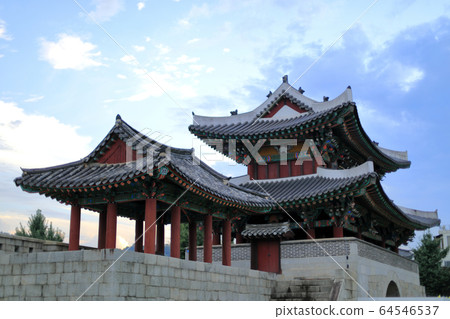 Beautiful scenery with traditional Korean architecture Beautiful scenery with traditional Korean architecture 64546537