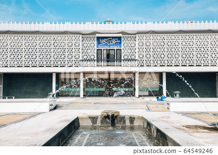 Masjid Negara mosque in Kuala Lumpur, Malaysia 64549246