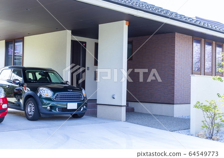 建築_汽車和房屋 建築_汽車和房屋 64549773