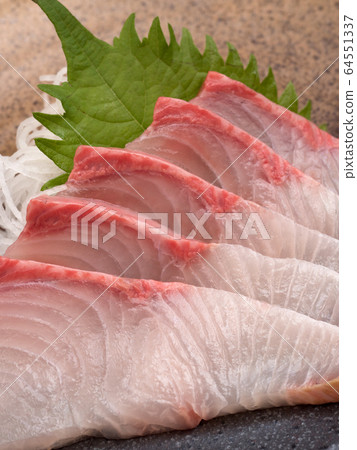 Kanpachi's sashimon 64551337