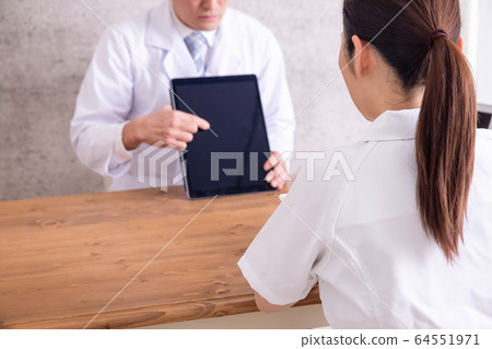 Doctors and nurses Doctors and nurses 64551971