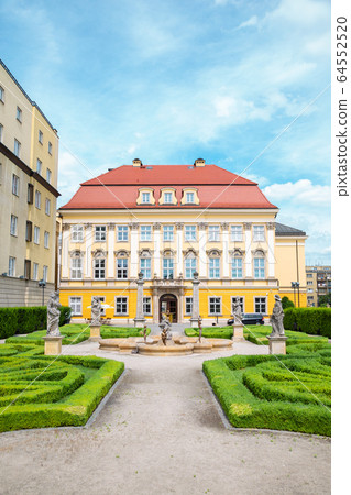Royal Palace Baroque style architecture in Wroclaw, Poland 64552520