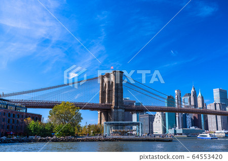 New York Manhattan Skyscrapers and Brooklyn Bridge New York Manhattan Skyscrapers and Brooklyn Bridge 64553420