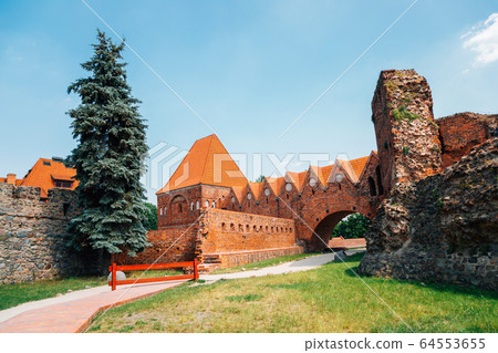 Teutonic Castle ruins in Torun, Poland 64553655
