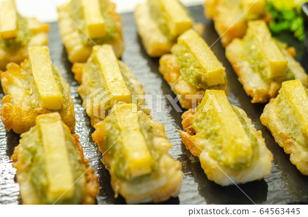 Skinless and boneless battered Alaska Pollock Skinless and boneless battered Alaska Pollock 64563445