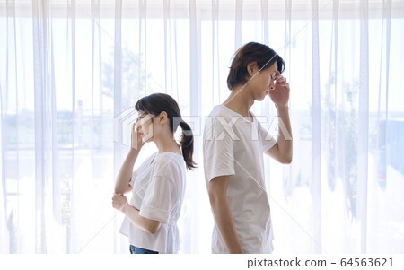 Annoyed couple Annoyed couple 64563621