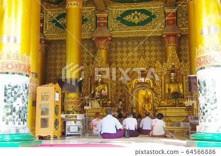 Shwedagon Pagoda (Yangon) Shwedagon Pagoda (Yangon) 64566886