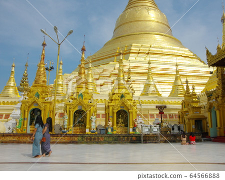 Shwedagon Pagoda (Yangon) Shwedagon Pagoda (Yangon) 64566888