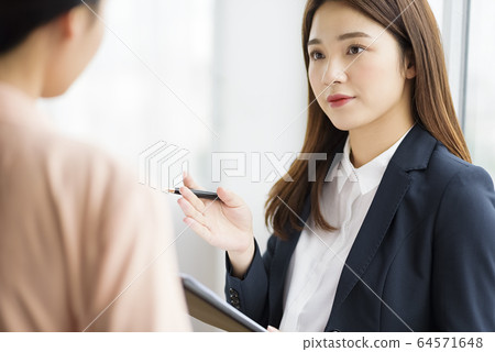 Female business woman 64571648
