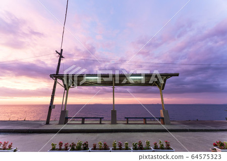 Shimonada Station at dusk 64575323