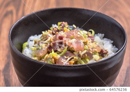 Hamachi no Namerou bowl 64576236