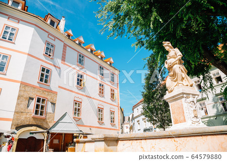 Old town Franciscan Square (Frantiskanske namestie) in Bratislava, Slovakia 64579880