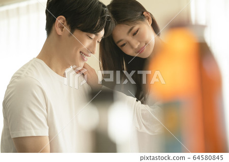 生活方式，男人和女人，烹飪 64580845