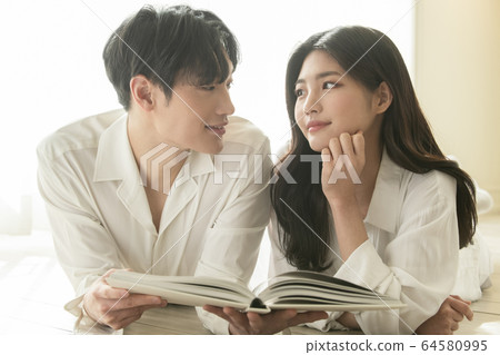 生活方式，男人和女人，新婚夫婦 64580995