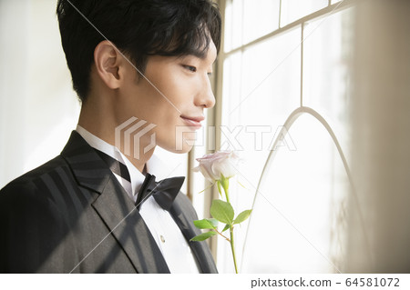 Lifestyle, men, wedding 64581072