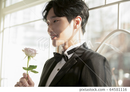 Lifestyle, men, wedding 64581116