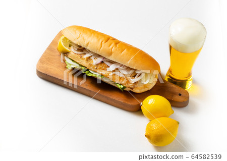 Turkish mackerel sandwich 64582539