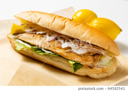 Turkish mackerel sandwich Turkish mackerel sandwich 64582541