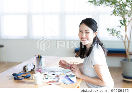 Lifestyle scrapbooking 64586175