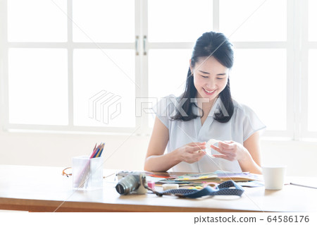 Lifestyle scrapbooking 64586176