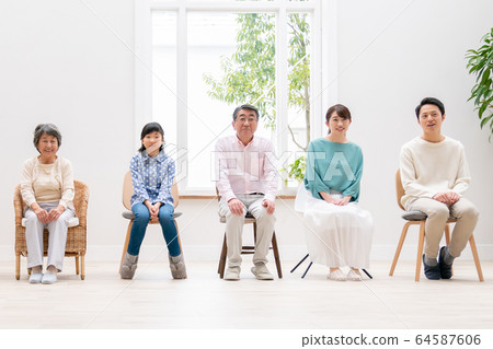 三代家庭 家庭 家族 64587606