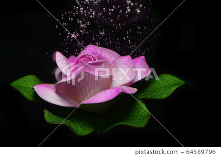 Artificial lotus 64589796