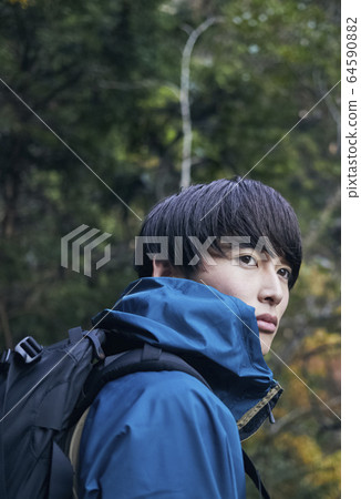 Men climbing Men climbing 64590882