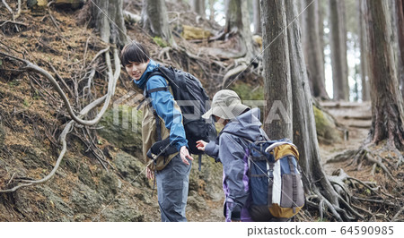 A couple to climb A couple to climb 64590985