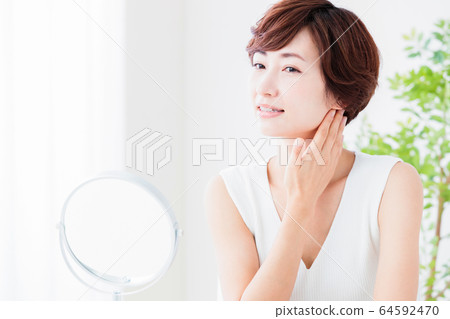 美容女人皮膚護理美容美女 64592470