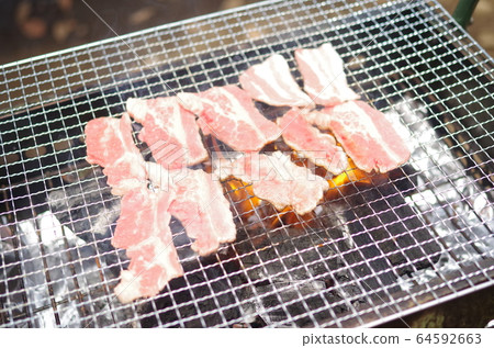 烤肉 烤肉 64592663