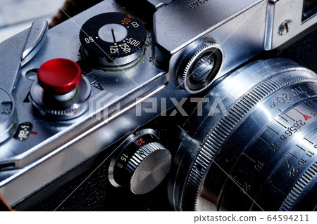 Classic camera 64594211