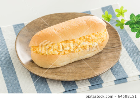 Fluffy and moist, egg salad coppe bread sandwich Fluffy and moist, egg salad coppe bread sandwich 64598151