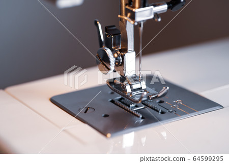 家用縫紉機手燈點亮d-4漂亮圖片 64599295