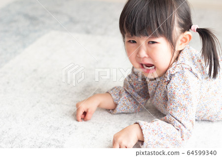 Crying girl 64599340