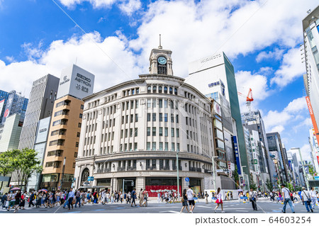 [東京]銀座4丁目十字路口 64603254