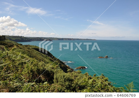 The Brittany coast 64606769